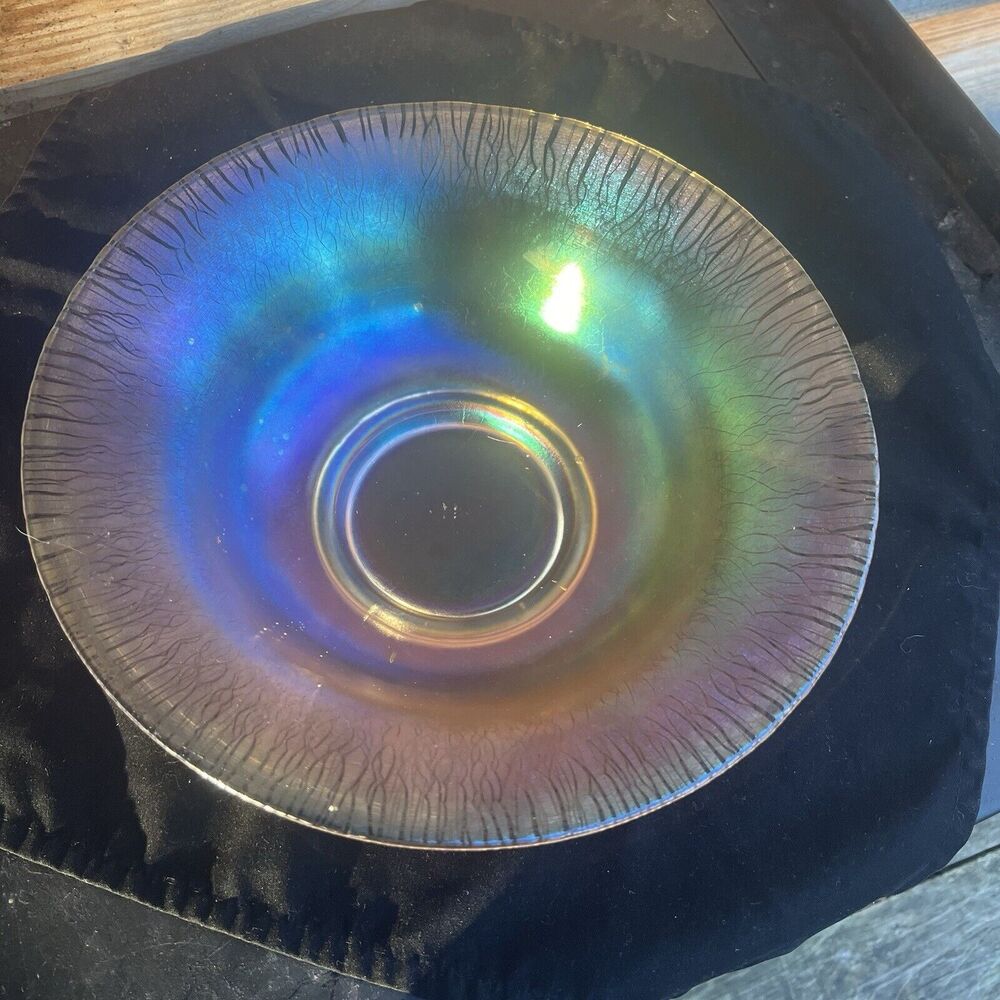 Iridescent Glass Art Bowl - Picture 2 of 9